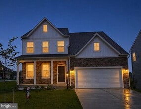 Building Photo - 18101 Telford Dr