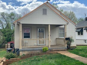 Building Photo - One Level House off Fort Avenue