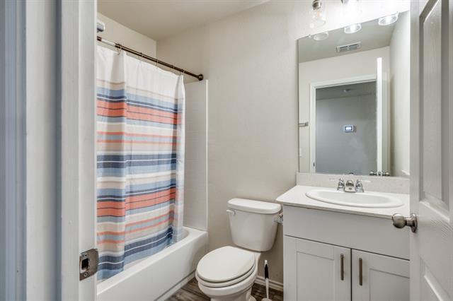 Building Photo - 4613 Benham Dr
