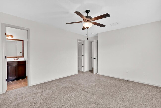 Building Photo - 14900 Tim Hardaway