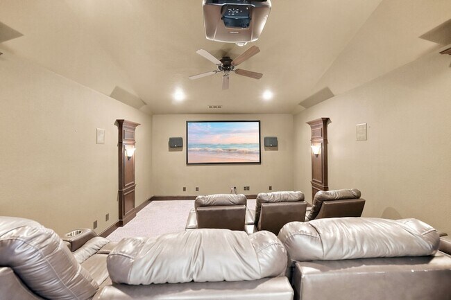 Building Photo - 1308 Cotulla Dr