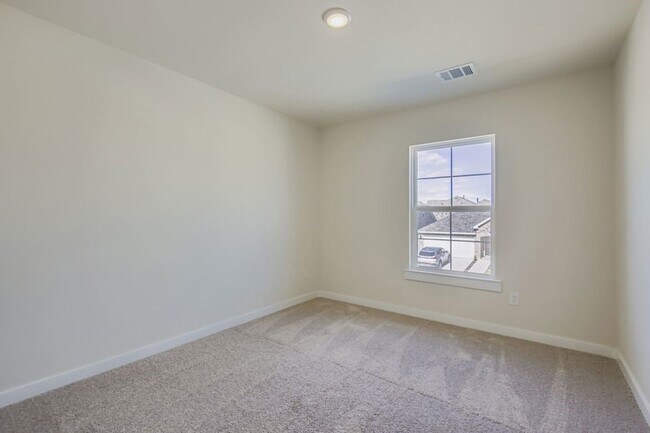 Building Photo - 8023 Heroes Hall Dr