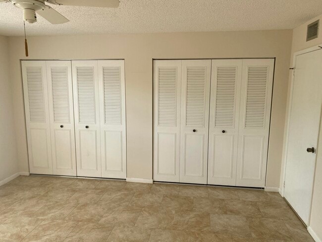 Building Photo - 442 Franconia Cir