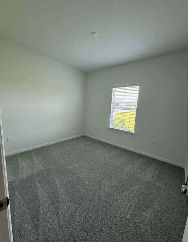 Building Photo - 6933 SW 89th Ln