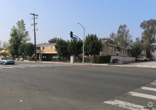 Building Photo - Woodman Apartments