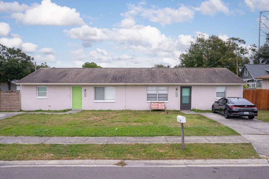 Building Photo - 1285 S Betty Ln