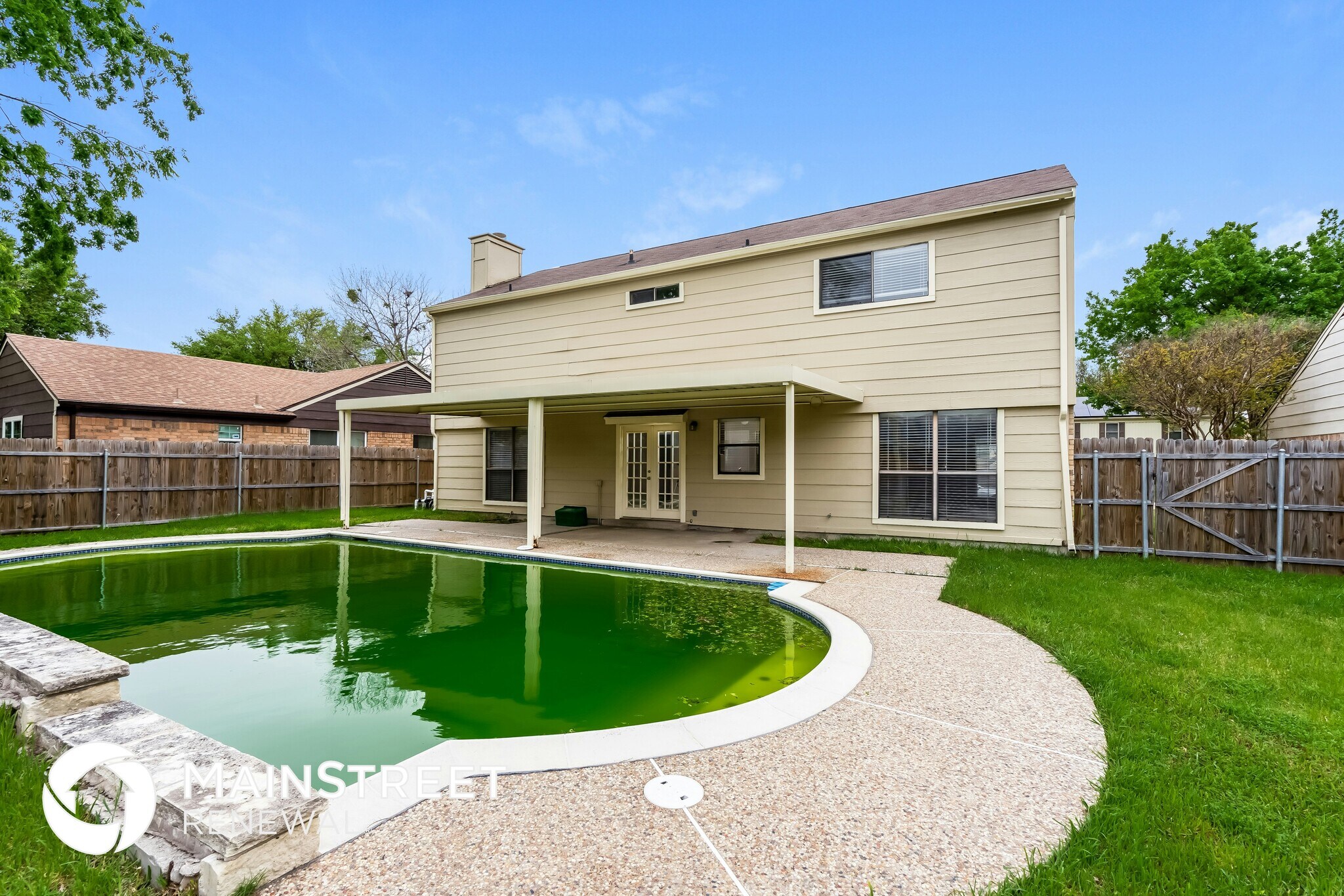 Building Photo - 2437 Channing Dr