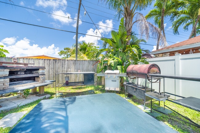 Backyard - 1101 NE 5th St