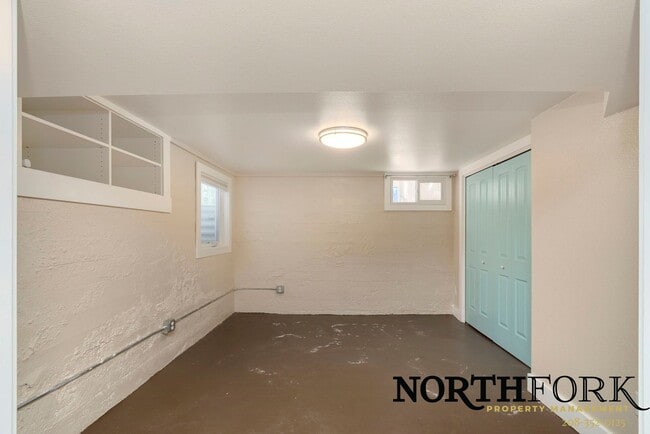 Building Photo - Cute North End Bungalow
