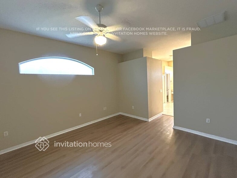 Building Photo - 200 Seven Oaks Dr