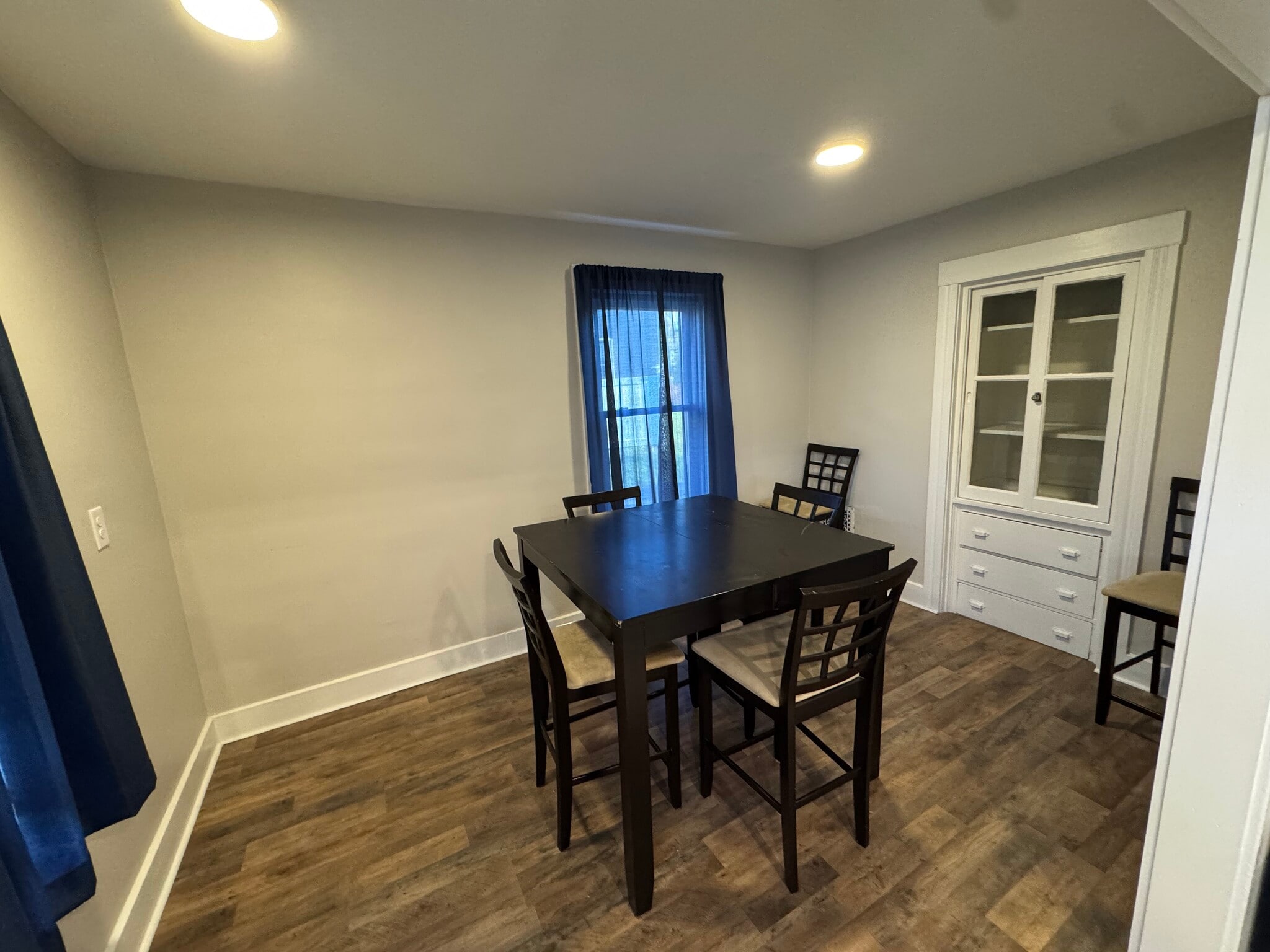 Building Photo - 258 Main St