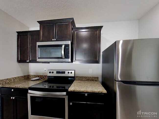 Building Photo - 77013 Birdseye Ct
