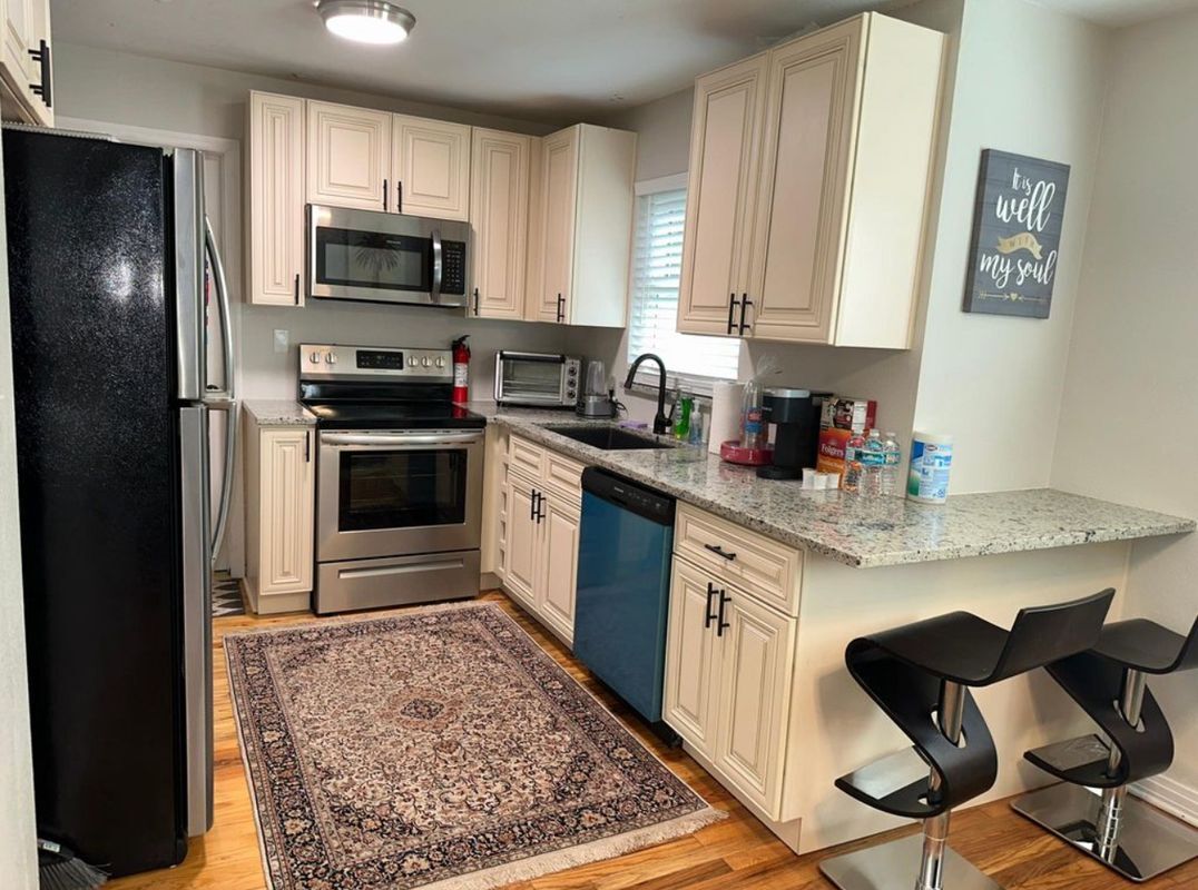 Building Photo - 2116 W Dellview Dr