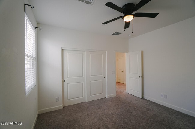 Building Photo - 531 E Bamboo Ln