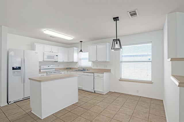 Building Photo - 4507 Falcon Dr