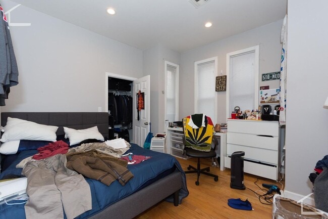 Building Photo - 9/1 Oversized, renovated 4BR/2BA in Allston, w/d in unit!