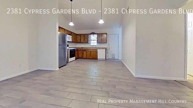 Building Photo - 2381 Cypress Gardens Blvd