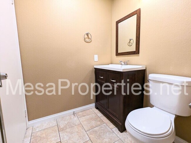 Building Photo - 14747 Amber Ct