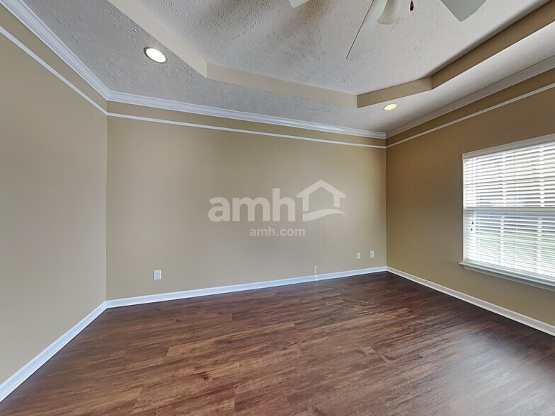 Building Photo - 366 Sarava Ln