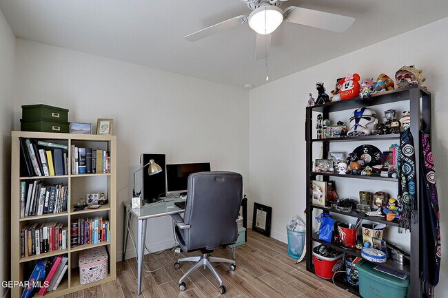Building Photo - 608 La Chapa Ave