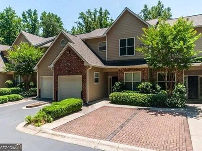 Building Photo - 1600 Blairs Bridge Rd