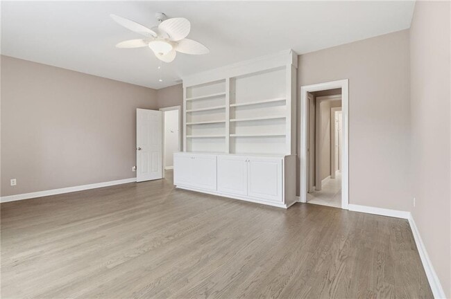 Building Photo - 4738 Ivy Ridge Dr SE