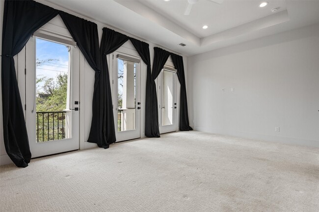 Building Photo - 1136 Adele St