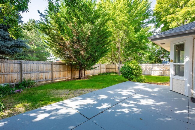 Building Photo - Beautiful home in the heart of Eagle