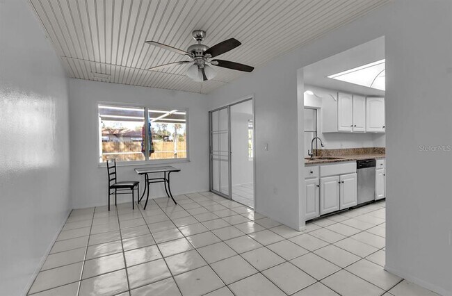Building Photo - 20378 Emerald Ave