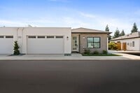 Building Photo - 2806 E Alluvial Ave