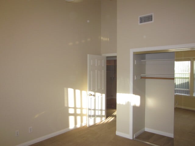 Building Photo - 2283 Waltonia Dr