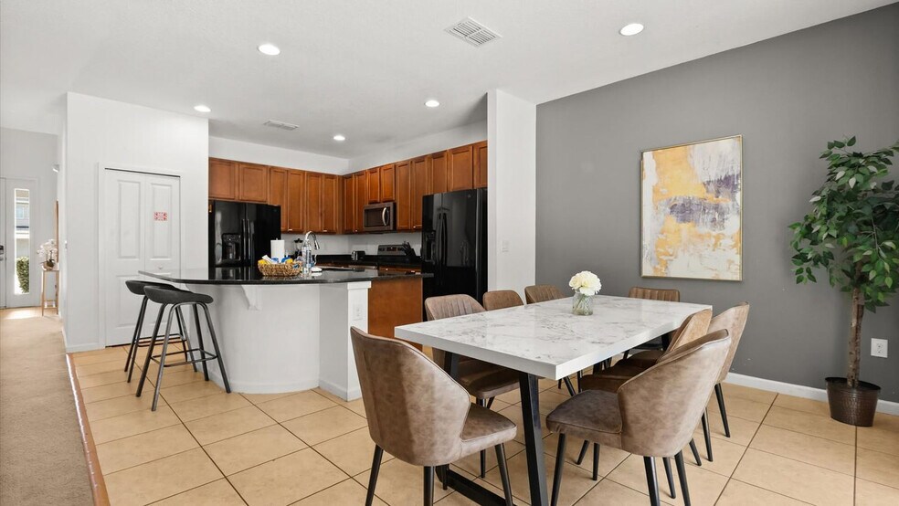 Building Photo - 4565 Cabello Loop