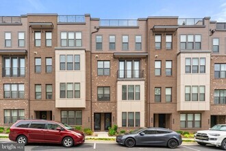 Building Photo - 4622 Quinns Ml Wy