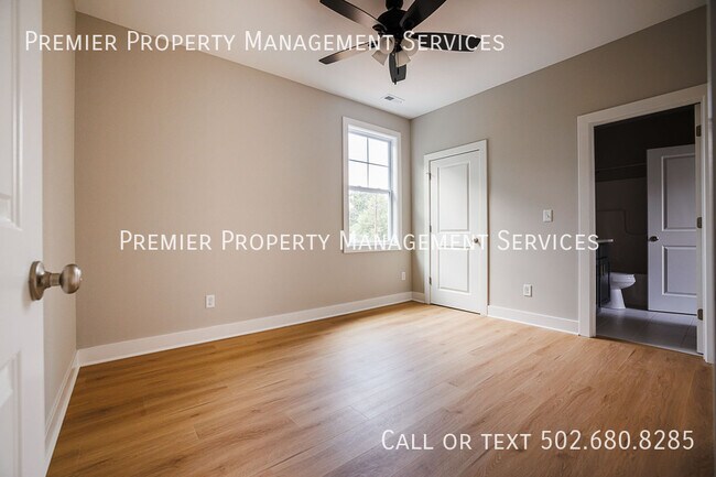 Building Photo - 966 Samuel St