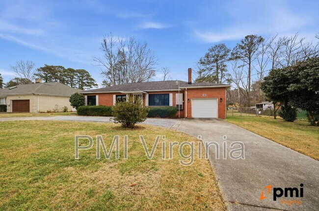 Building Photo - 2707 Martone Rd