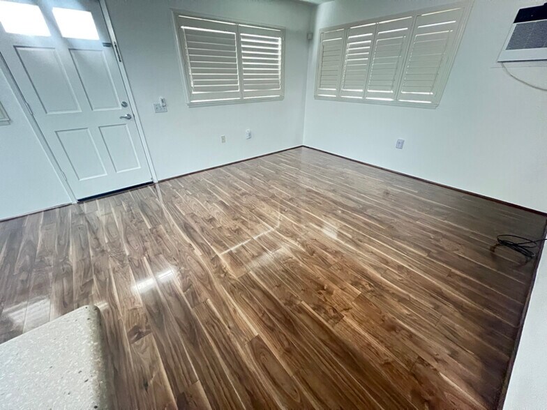 Building Photo - 91-1015-1015 Kamaaha Ave