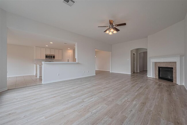Building Photo - 4910 Wilderness Glen Ct