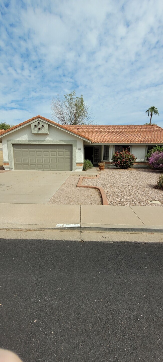 Primary Photo - 31640 N Desert View Dr