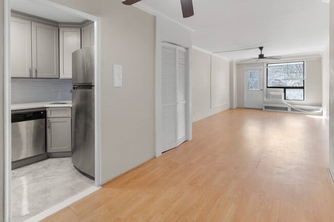 Building Photo - 61-15 98th St