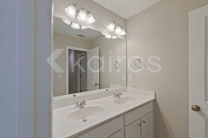 Building Photo - 163 Williams Ln