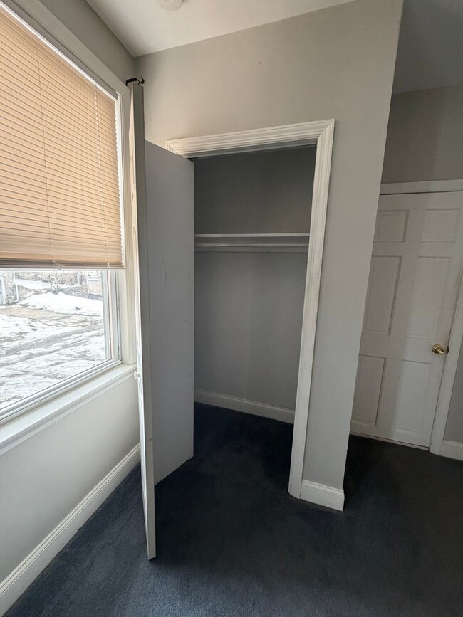 Building Photo - 21 S Wycombe Ave