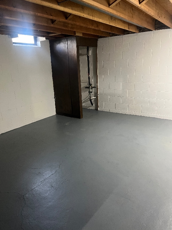 Building Photo - 2 S Grand Ave