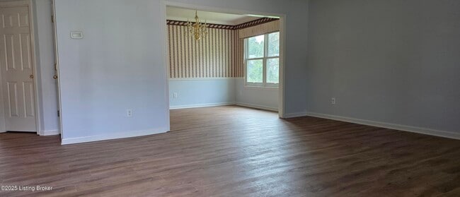 Building Photo - 13606 Saddlecreek Dr