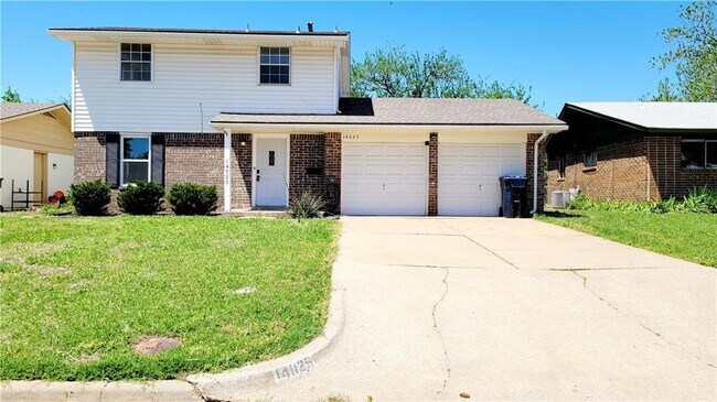 Primary Photo - 14025 N Everest Ave