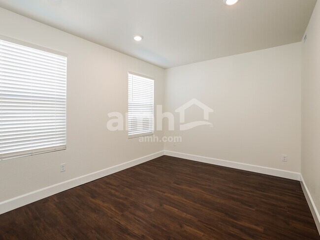 Building Photo - 6460 Intuition Ln
