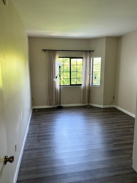 Summer 2023 - 17914 Magnolia Blvd