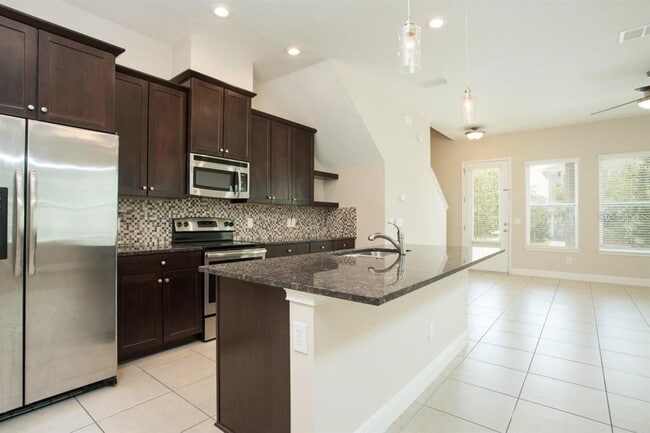 Building Photo - 8543 Pinter St