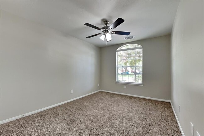 Building Photo - 3318 Noble Hollow Dr