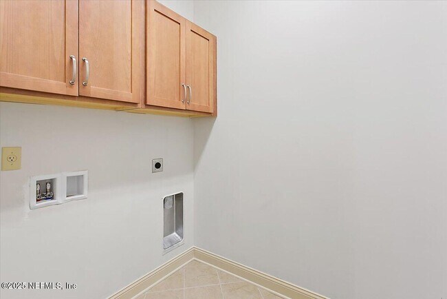 Building Photo - 773 Providence Island Ct