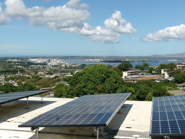 Building Photo - Halawa Drive
